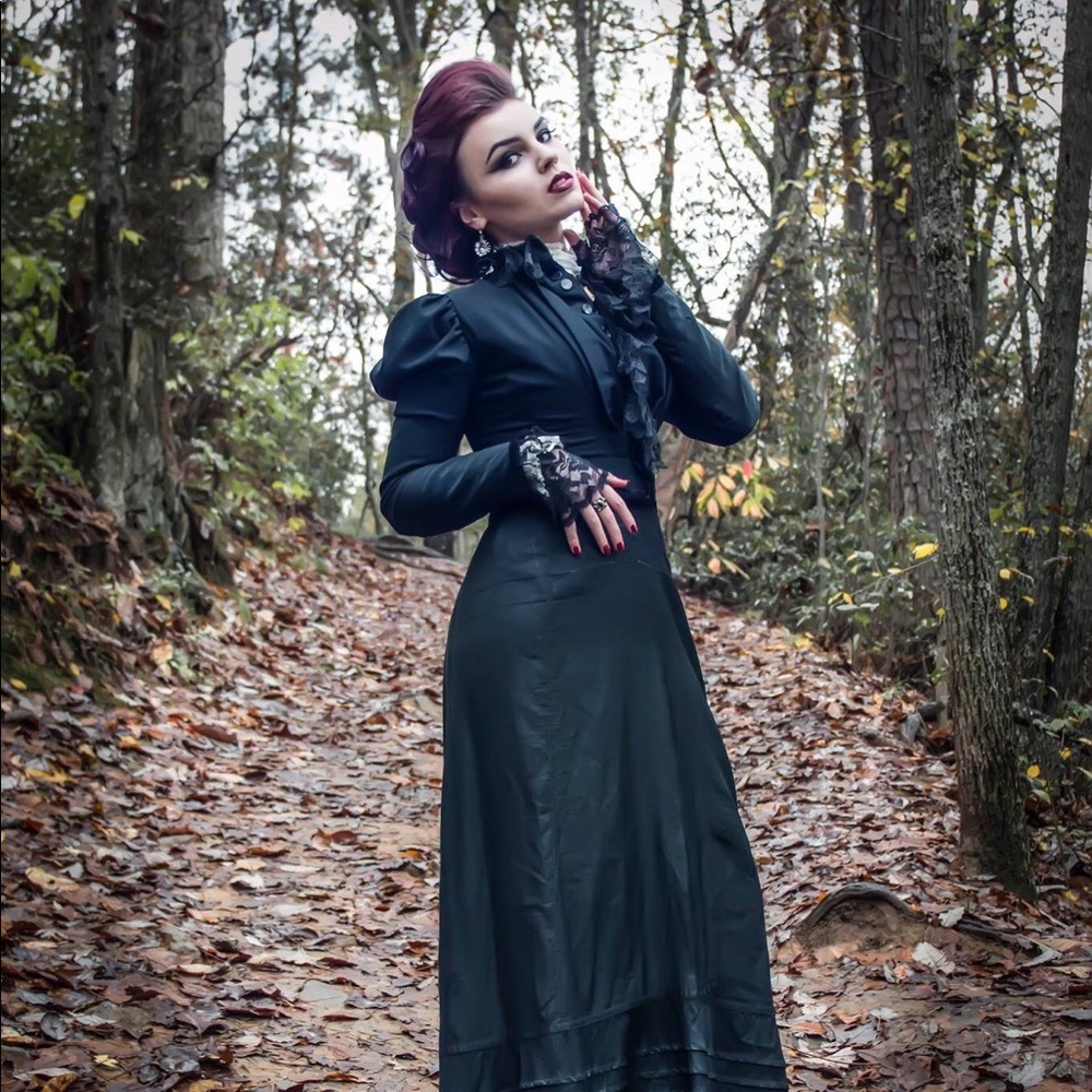 Victorian vintage costume Halloween